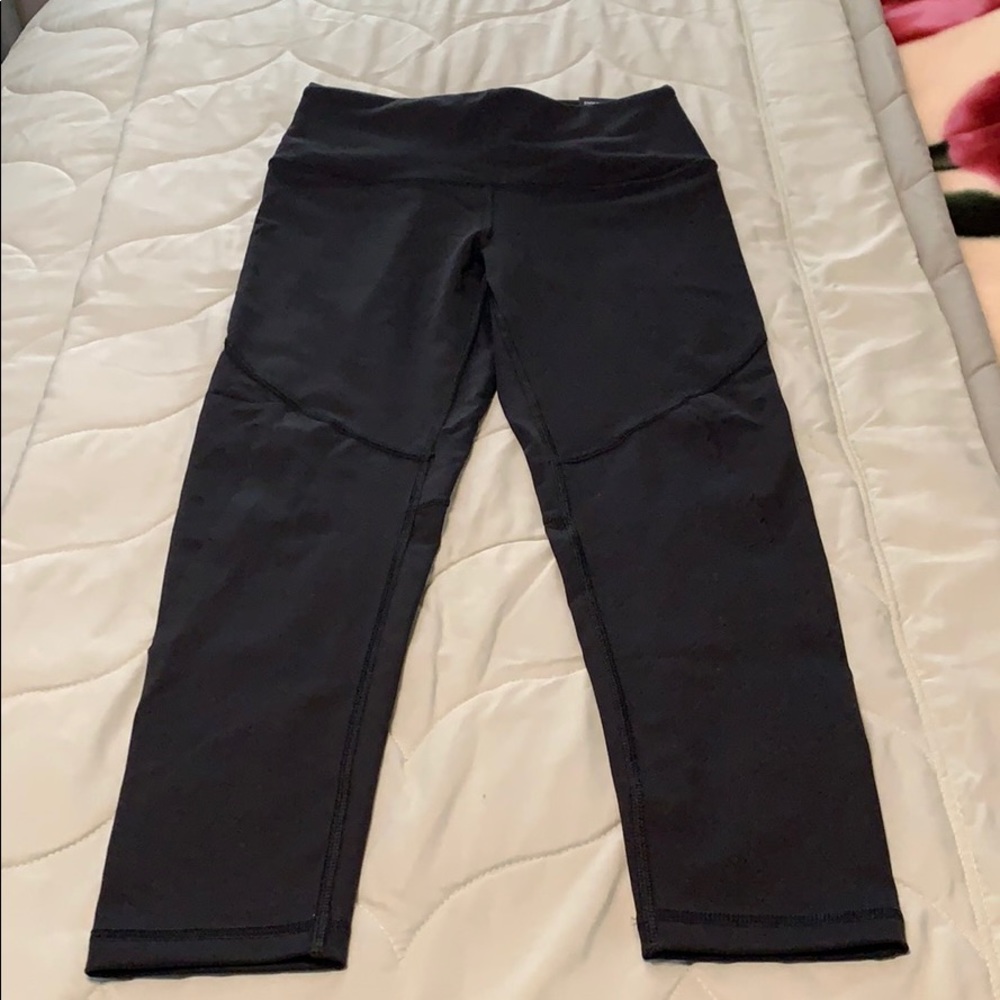 VS sport knockout capri